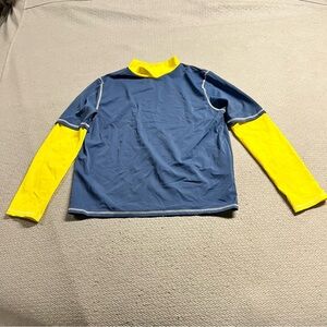 Lands’ End Husky Grey & Yellow Boy’s Long Sleeve Rashguard Size Medium EUC